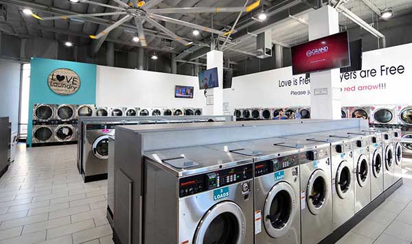 self-service-laundromat.jpg