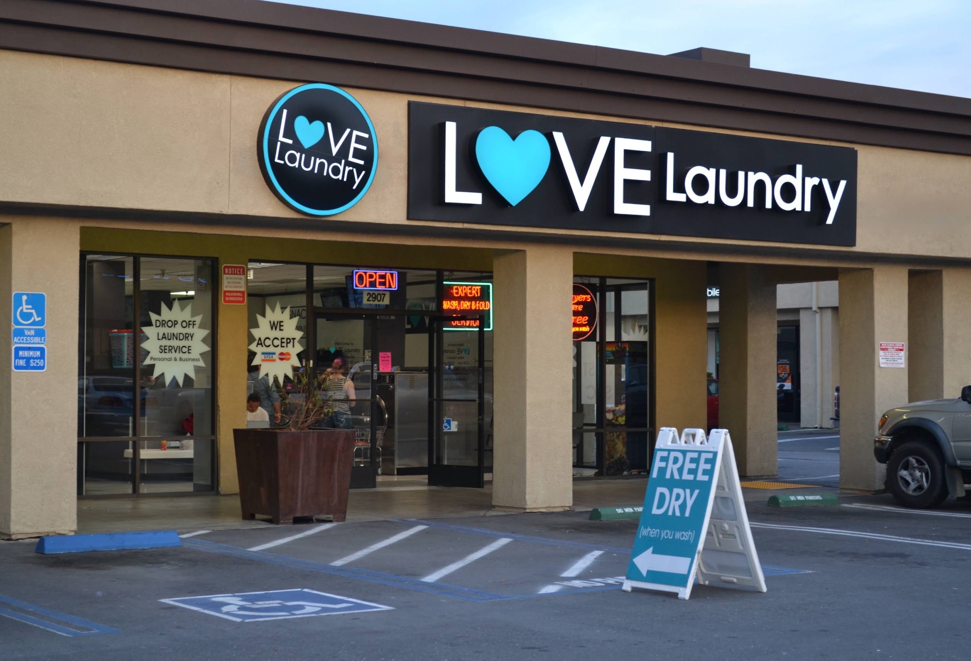 west sacramento love laundry Self Service, Wash and Fold, and Laundry Pick Up in West Sacramento